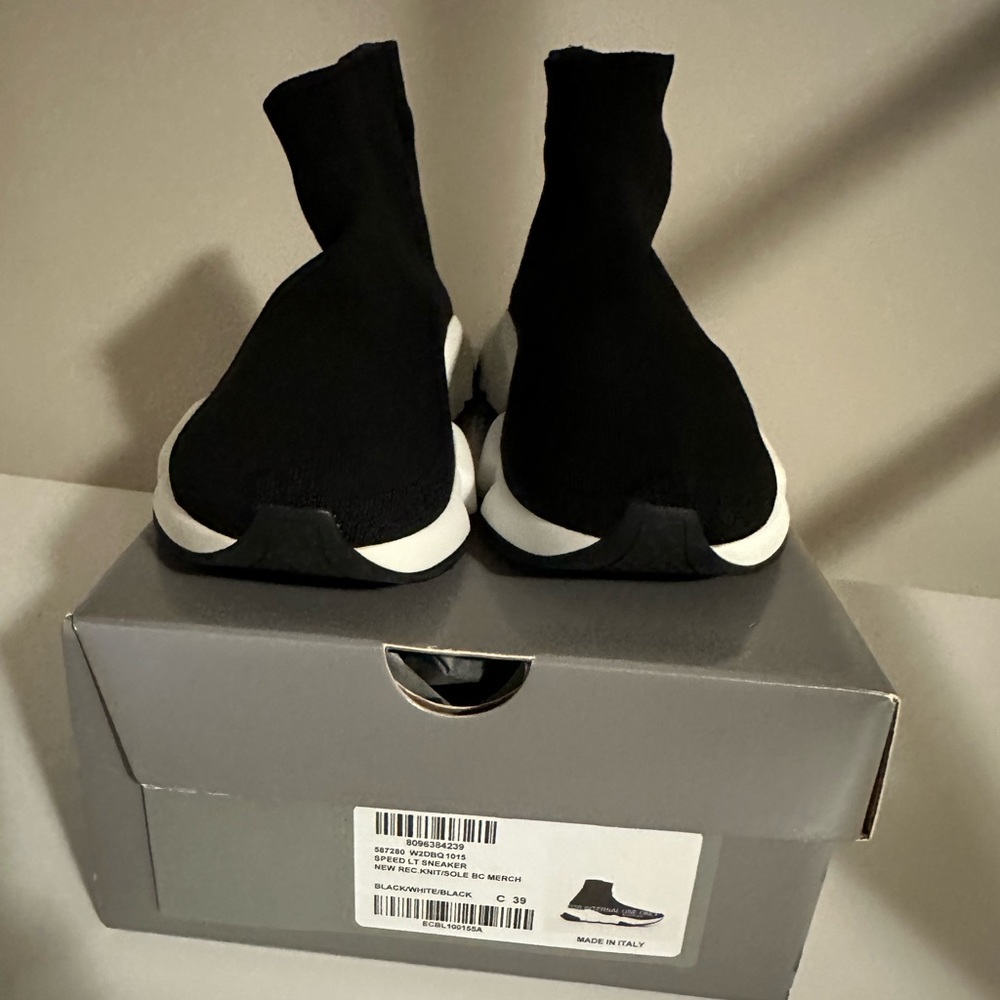 Balenciaga Speed Knit Sneaker Black/White Size 9W US 39 IT EUC Very Clean